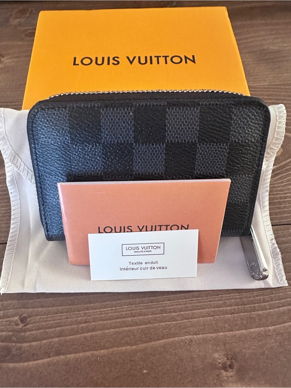 Louis Vuitton Black Interior Leather Card Holder